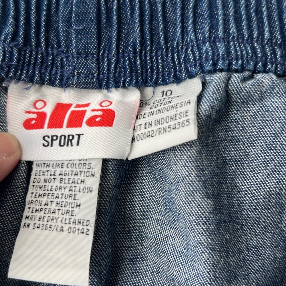 Vintage Embroidered Denim Skirt - Blue - Picture 11 of 11